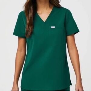 Figs Scrub Top